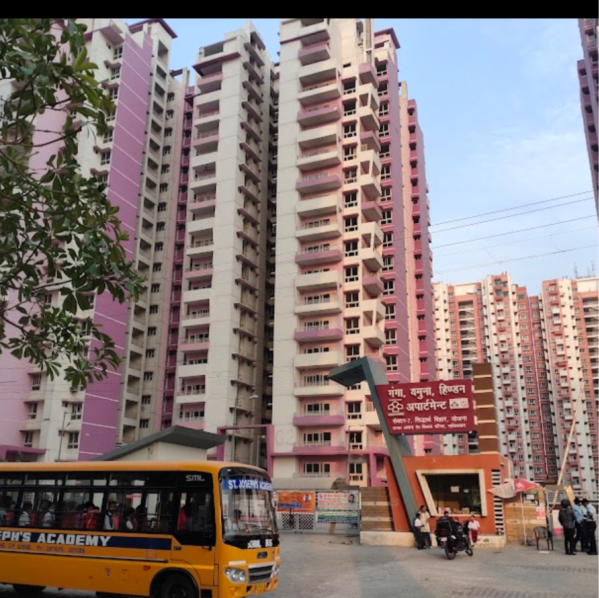 2.5 BHK + Pooja Room 1280 Sq.Ft. Apartment in UPAVP Ganga Yamuna And Hindon Enclave
