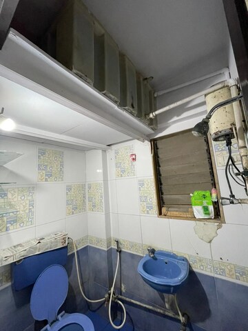 Team Area in 1 BHK Apartment at Neelkanth CHS Malad West, Malad West – for Rent