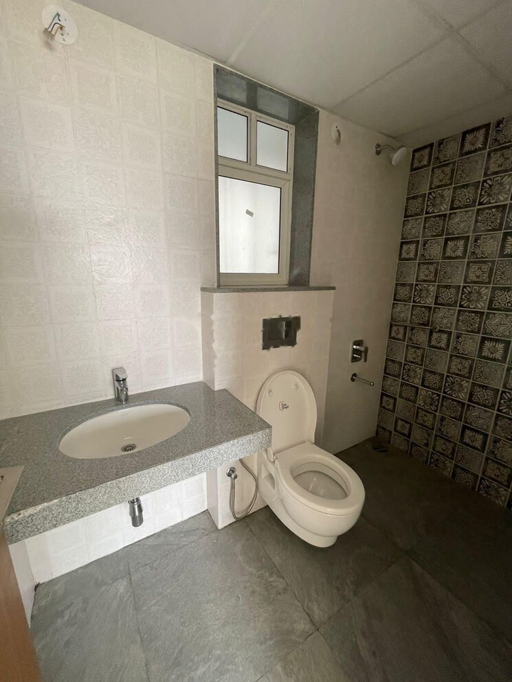 Bathroom, godrej-24 2 Bedroom 690 Sq.Ft. Apartment In Hinjewadi Pune 9336743