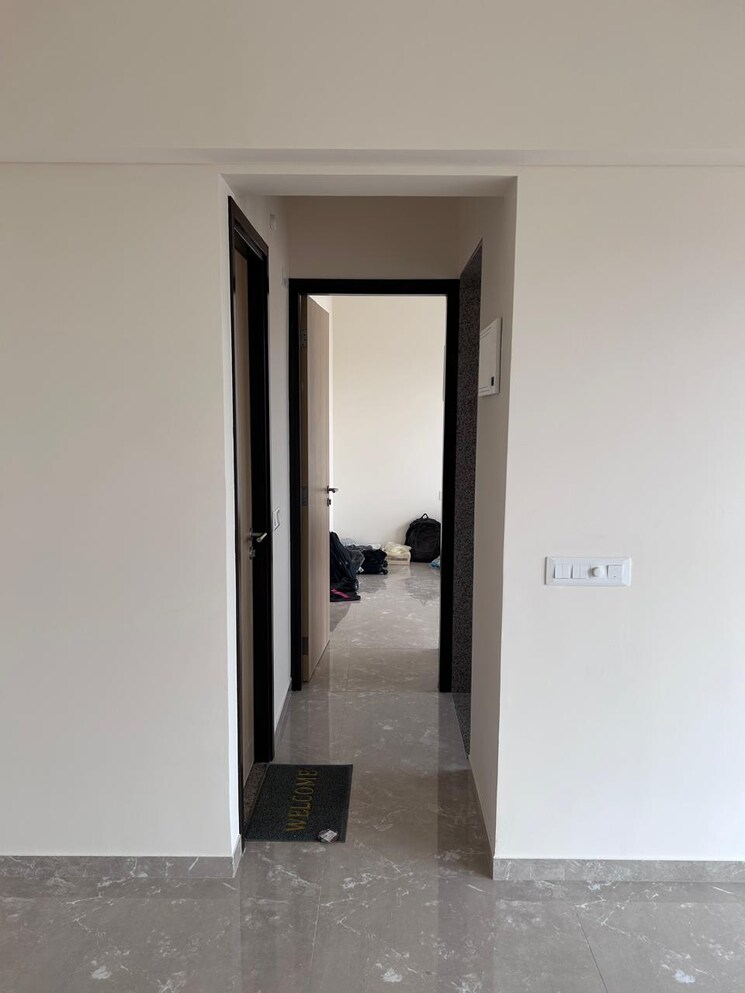 Room, lnt-veridian 1 Bedroom 382 Sq.Ft. Apartment In Powai Mumbai 9336741