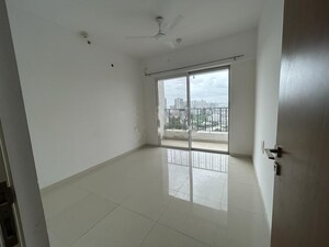 Room in 2 BHK Apartment at Godrej Elements, Hinjewadi – for Rent