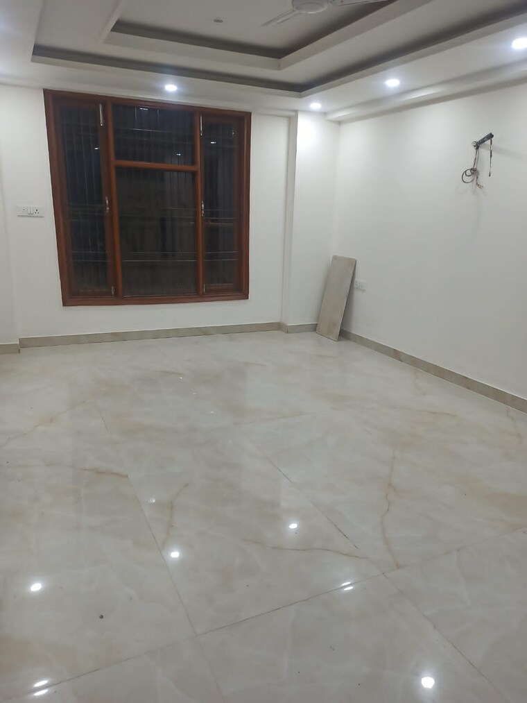 Living Room, chattarpur 3 Bedroom 1200 Sq.Ft. Apartment In Chattarpur Delhi 9336739