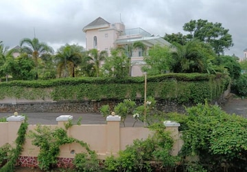 4 BHK Villa – Garden View at Rajvilas Hawa Mahal Chs, Manpada - for Rent