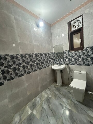 Kitchen in 2 BHK Builder Floor at Saket – for Rent
