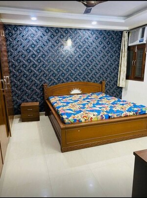 Bedroom in 2 BHK Builder Floor at Saket – for Rent
