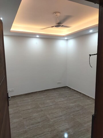 Room in 2 BHK Apartment at Chattarpur – for Sale