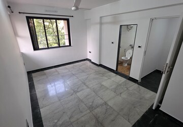 Room in 3 BHK Apartment at Hiranandani Estate, Ghodbunder Road – for Rent