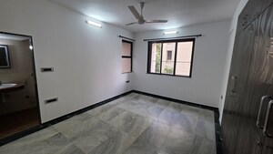 Room in 3 BHK Apartment at Hiranandani Estate, Ghodbunder Road – for Rent