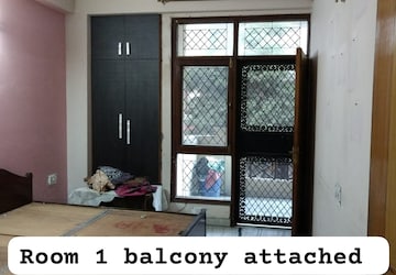 Bedroom in 3 BHK Builder Floor at Nai Basti – for Sale