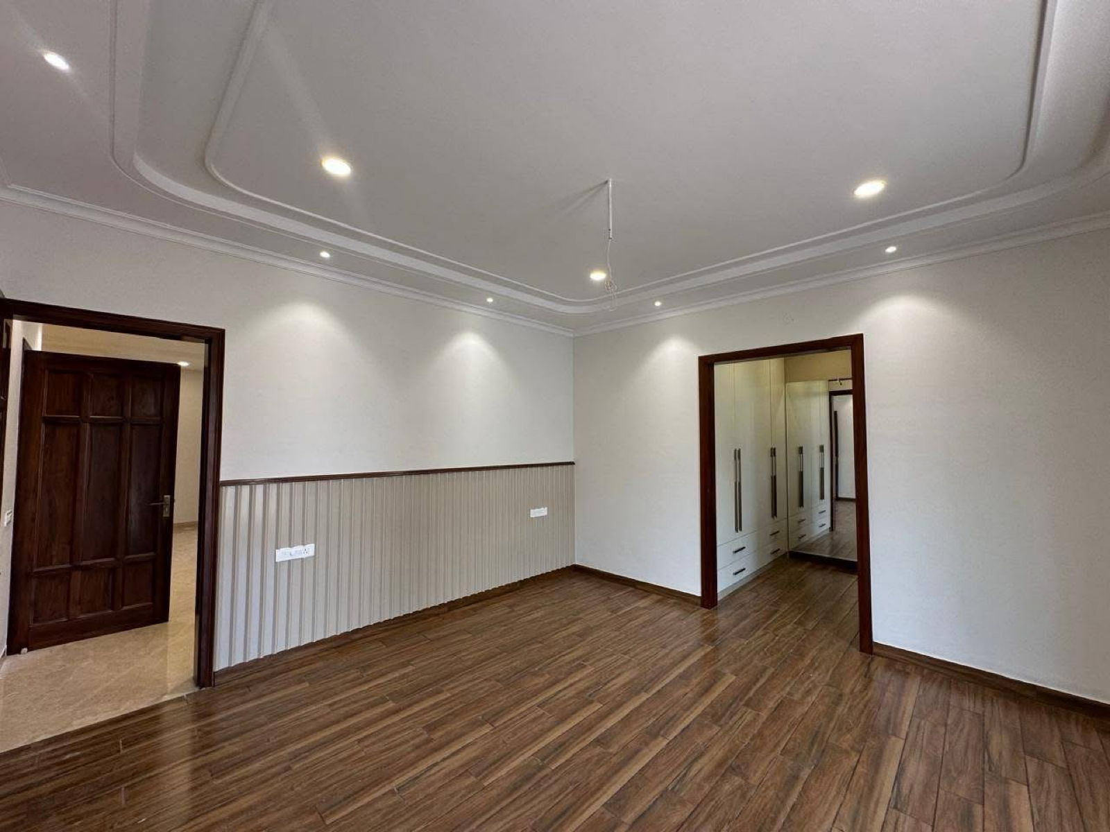 2 BHK Apartment For Sale in Sunny Enclave
