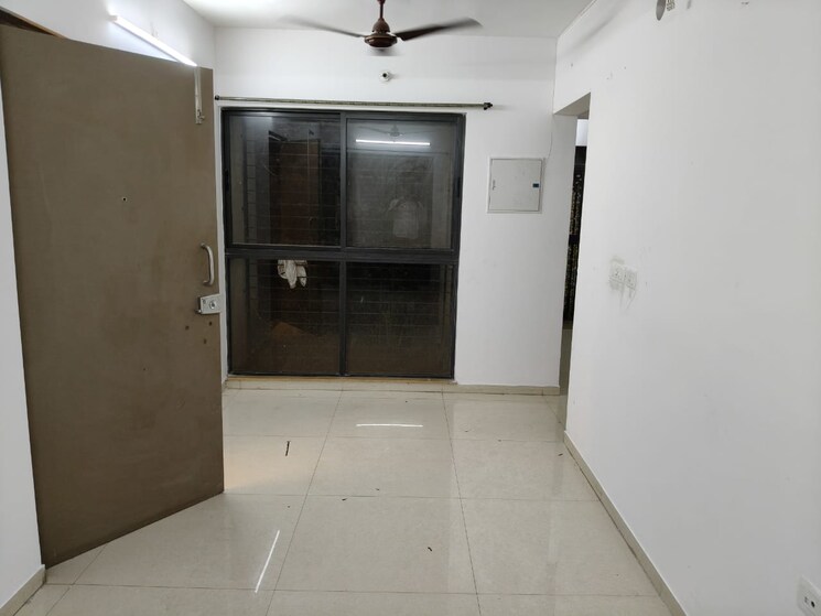 undefined, lodha-downtown 2.5 Bedroom 950 Sq.Ft. Apartment In Dombivli East Thane 9336923