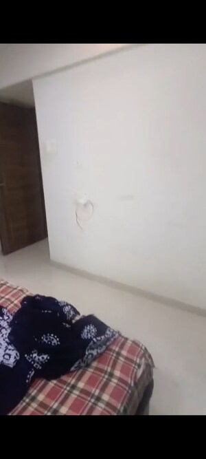 Room in 1 BHK Apartment at Sanghvi Eco City Phase 3, Mira Road East – for Rent