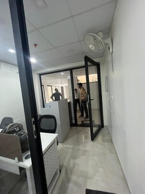  Office Space For Rent in New Aster Plaza, International Airport Road