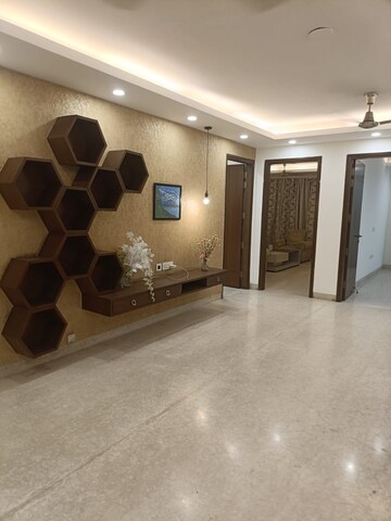 Room in 4 BHK Builder Floor at Uppal Southend, Sector 49 – for Sale