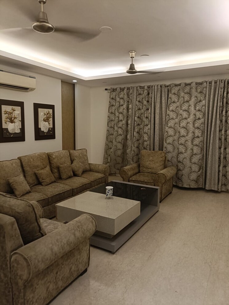 Living Room, uppal-southend 4 Bedroom 2280 Sq.Ft. Builder Floor In Sector 49 Gurgaon 9336972