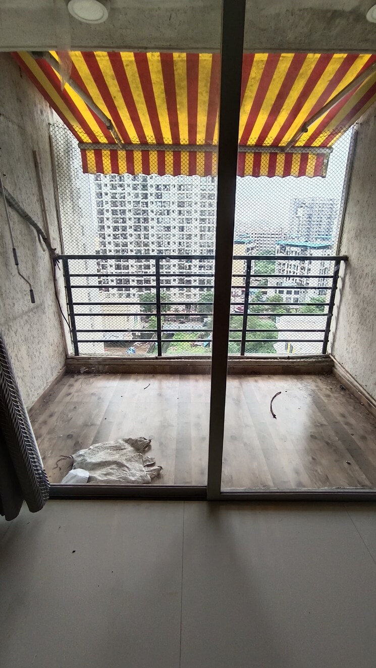 Balcony, gurukrupa-guru-atman 2 Bedroom 955 Sq.Ft. Apartment In Kalyan West Thane 9337036