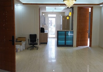 Living Room in 3.5 BHK Builder Floor at Ansal API Esencia, Sector 67 – for Sale
