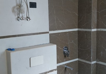 Furnished Amenities in 3.5 BHK Builder Floor at Ansal API Esencia, Sector 67 – for Sale