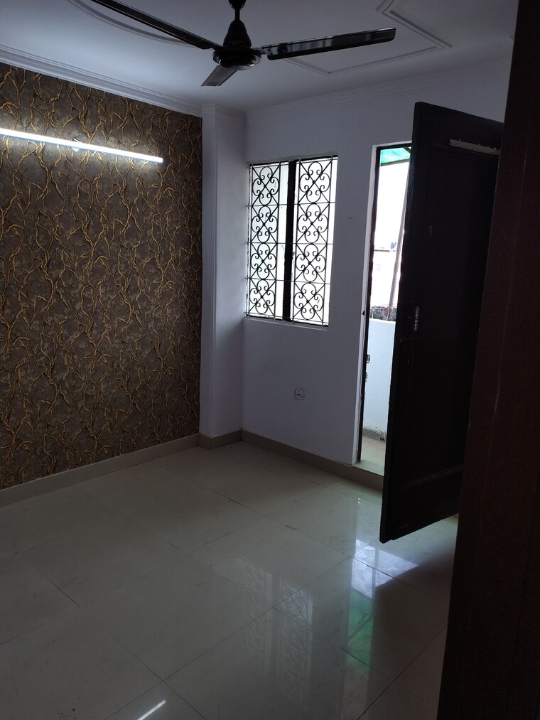 Room, govindpuri 1 Bedroom 400 Sq.Ft. Builder Floor In Govindpuri Delhi 9337057