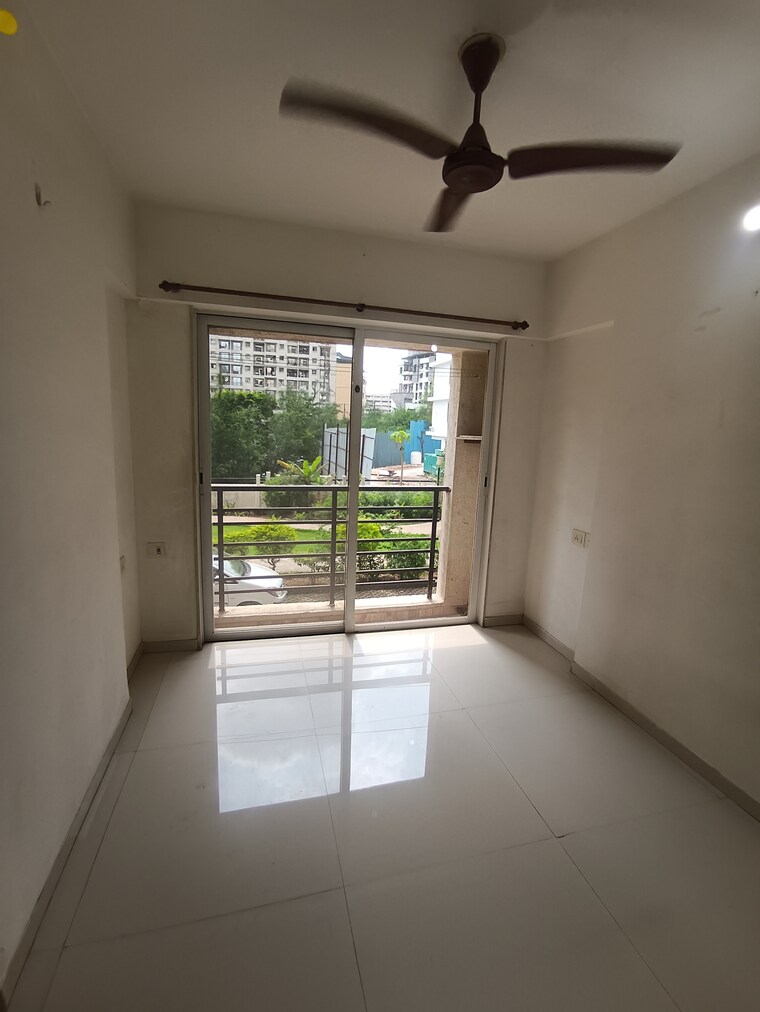 Room, gurukrupa-guru-atman 2 Bedroom 955 Sq.Ft. Apartment In Kalyan West Thane 9337080