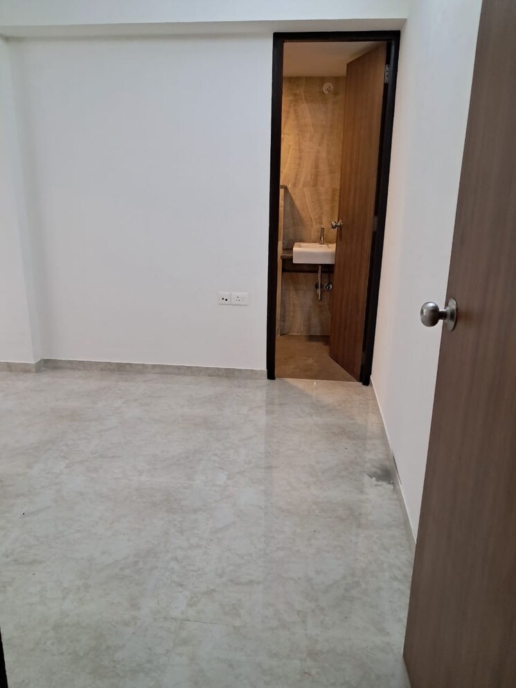 Room, lodha-amara 1 Bedroom 460 Sq.Ft. Apartment In Kolshet Road Thane 9337103