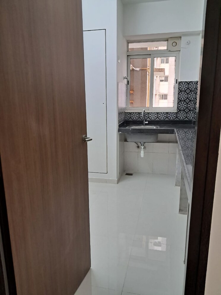 Kitchen, lodha-amara 1 Bedroom 460 Sq.Ft. Apartment In Kolshet Road Thane 9337103