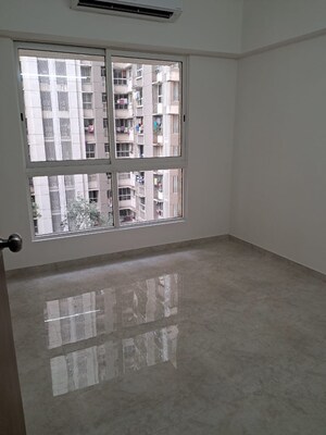 1 BHK Apartment For Rent in Lodha Amara, Kolshet Road