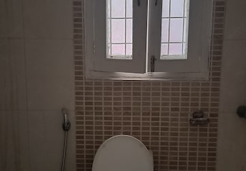 Bathroom in 3 BHK Independent House at Sector 48 – for Rent