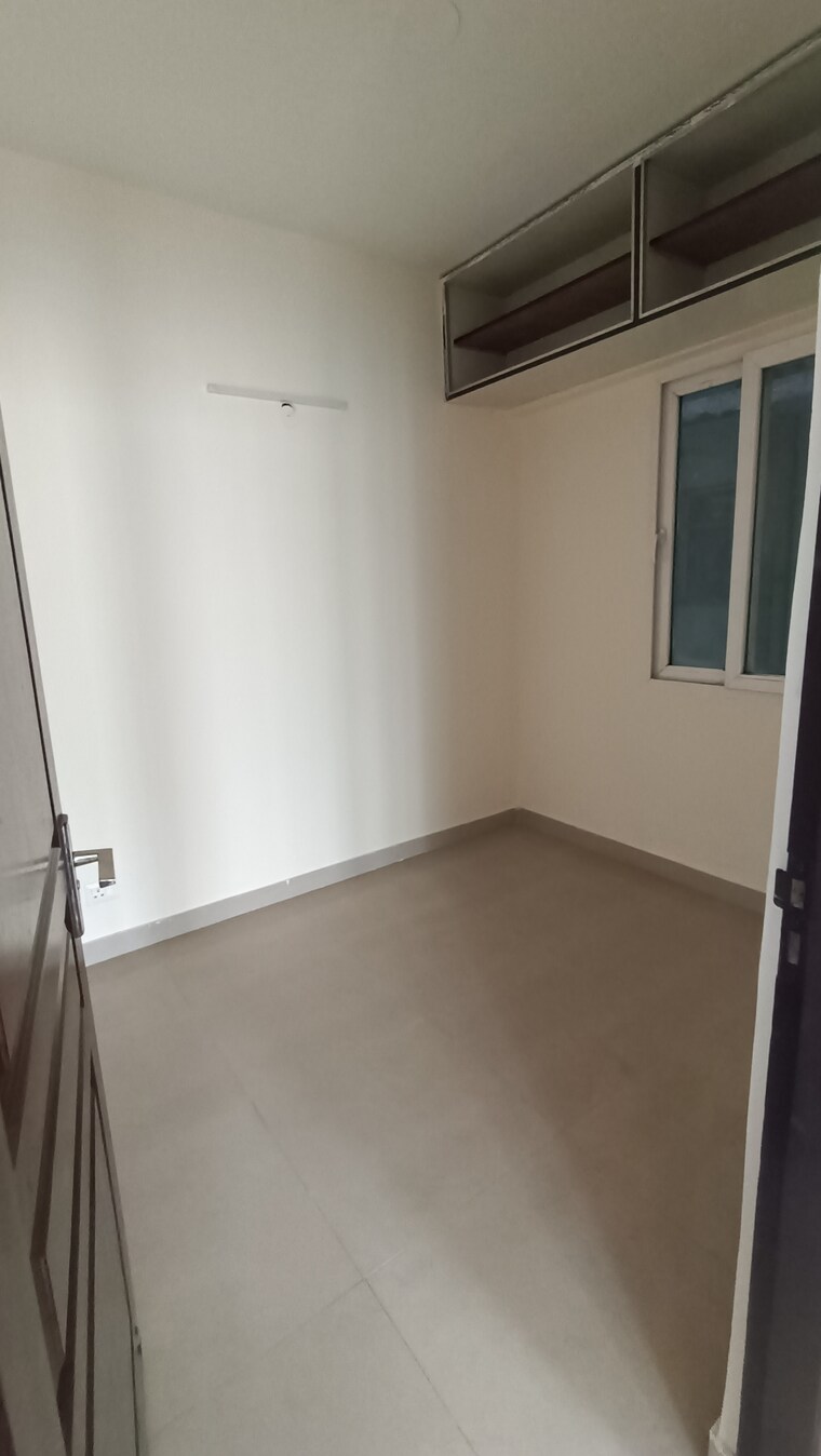 Room, sethi-max-royal 2 Bedroom 1125 Sq.Ft. Apartment In Sector 76 Noida 9337098