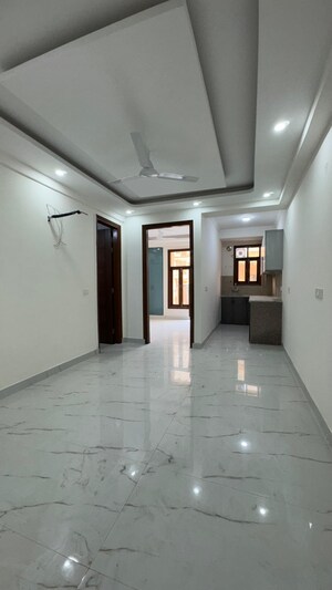 2 BHK Builder Floor For Rent in Chattarpur