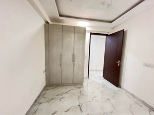 Room in 1 BHK Builder Floor at Saket – for Rent