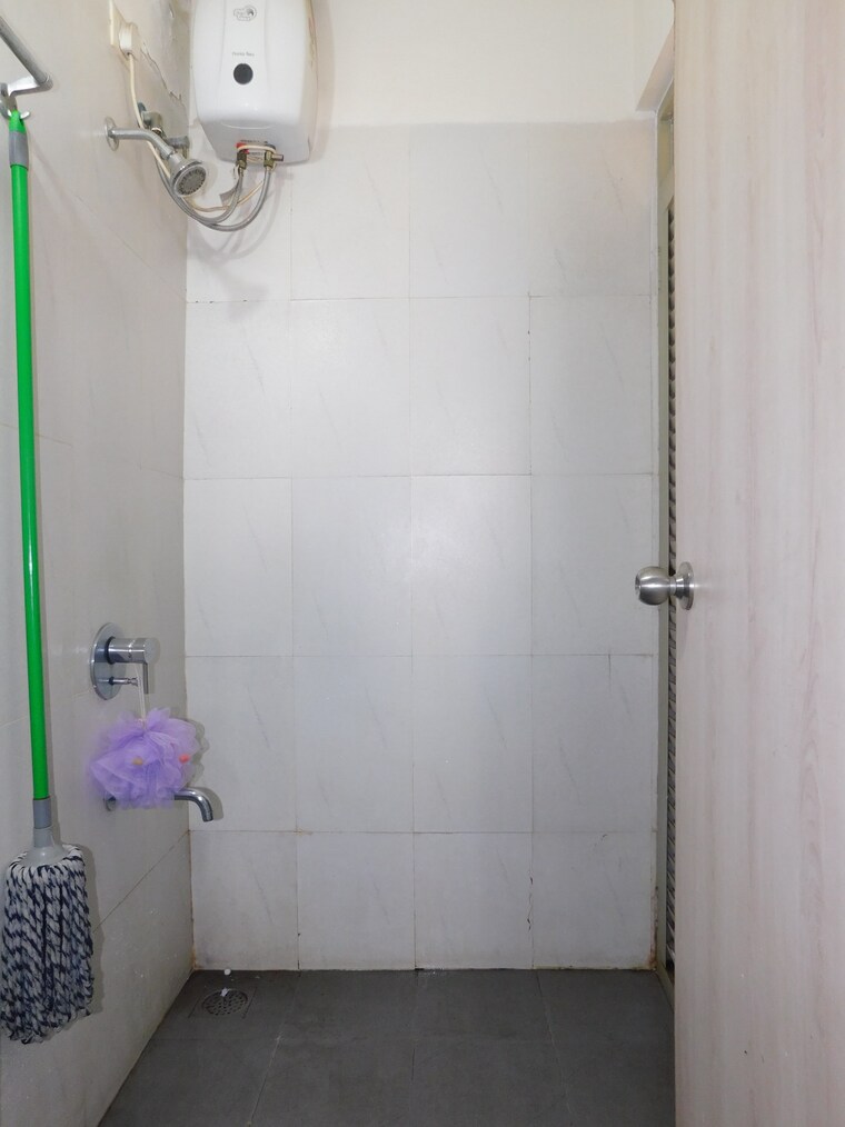 Bathroom, dombivli east 1 Bedroom 594 Sq.Ft. Apartment In Dombivli East Thane 9337120