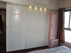 Master Bedroom in 2 BHK Apartment at Piramal Vaikunth, Balkum Pada – for Rent