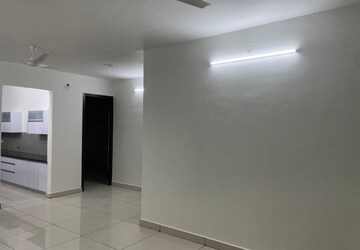 Room in 3 BHK Apartment at Paradigm Business Hermitage Park, Dhakoli – for Rent