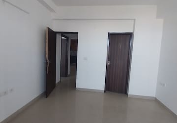 Furnished Amenities in 3 BHK Apartment at Paras Tierea, Sector 137 – for Rent