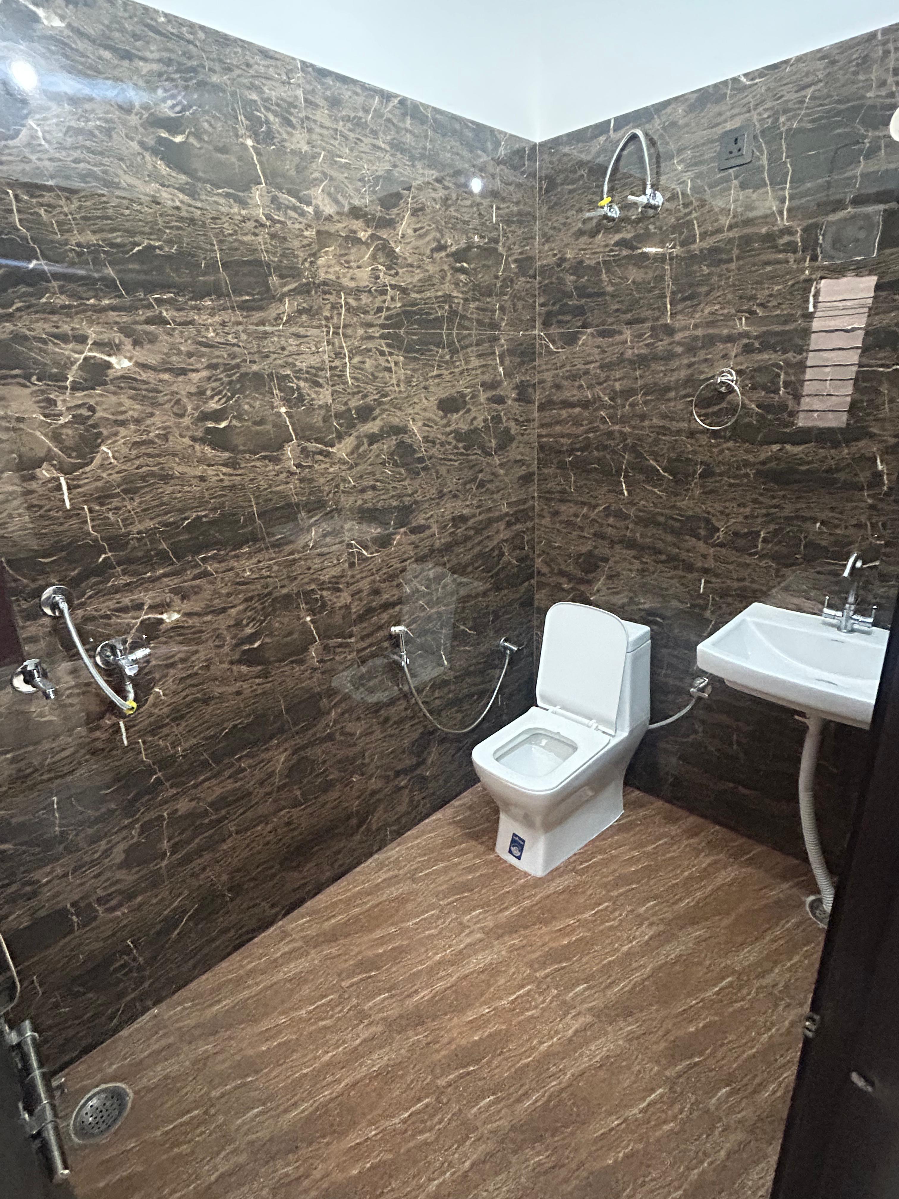 2 BHK + Pooja Room Builder Floor For Rent in Palam Vihar Residents Association