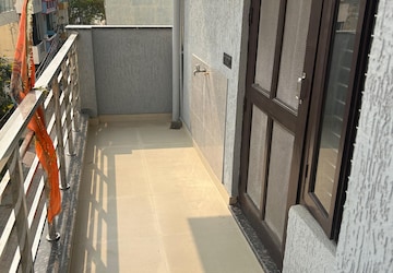 Balcony in 2 BHK Builder Floor at Palam Vihar Residents Association, Palam Vihar – for Rent