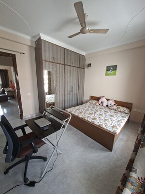 Living Room in 2 BHK Builder Floor at Palam Vihar Residents Association, Palam Vihar – for Rent