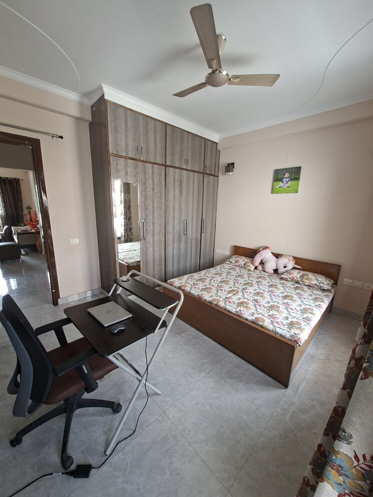 Living Room, palam-vihar-residents-association 2 Bedroom 1700 Sq.Ft. Builder Floor In Palam Vihar Gurgaon 9337177