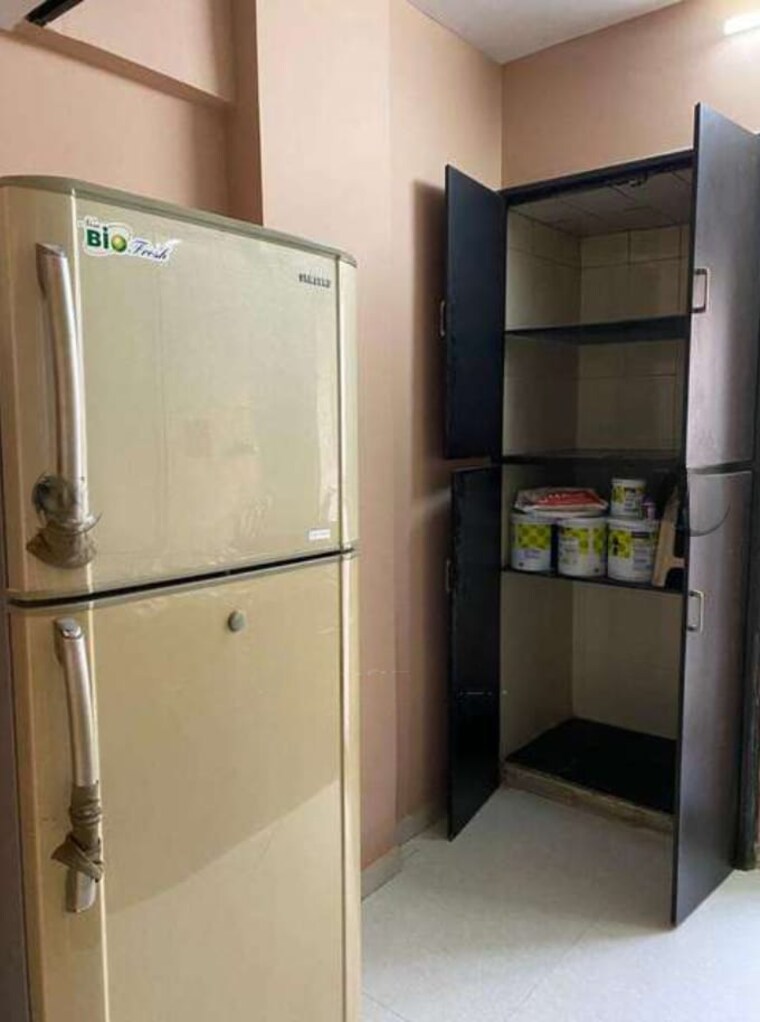 Bathroom, cosmos-park 1 Bedroom 610 Sq.Ft. Apartment In Ghodbunder Road Thane 9337160