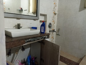 Kitchen in 3.5 BHK Villa at Sector 50 – for Rent