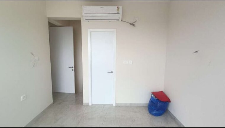 Room, tata-serein 1 Bedroom 446 Sq.Ft. Apartment In Pokhran Road No Two Thane 9337199