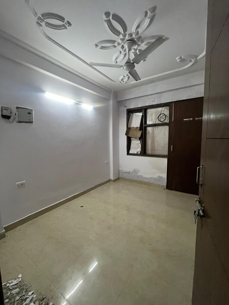 Room, saket 2 Bedroom 900 Sq.Ft. Builder Floor In Saket Delhi 9337220