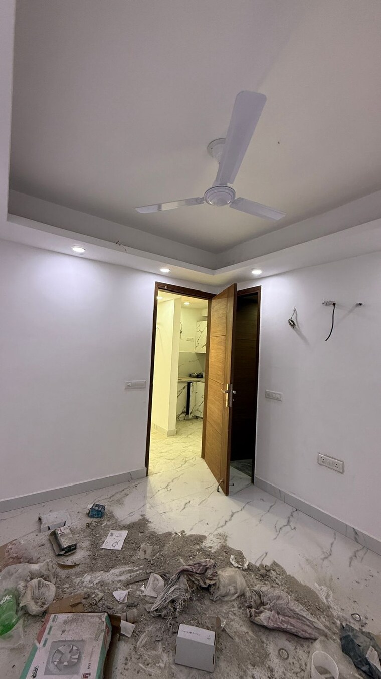 Room, saket 2 Bedroom 900 Sq.Ft. Builder Floor In Saket Delhi 9337220