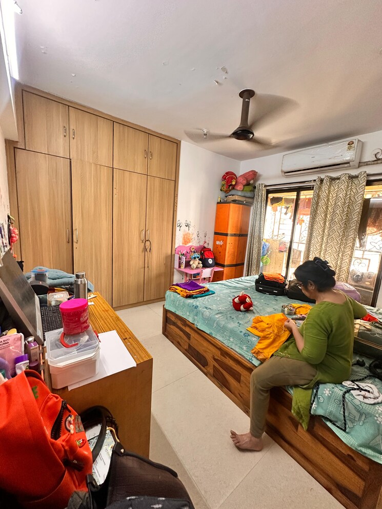 Bedroom, cosmos-jewels 3 Bedroom 1100 Sq.Ft. Apartment In Ghodbunder Road Thane 9337284