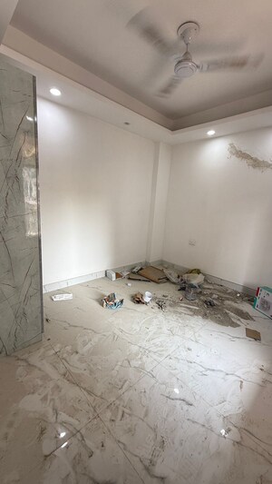 Bedroom in 2 BHK Builder Floor at Saket – for Rent