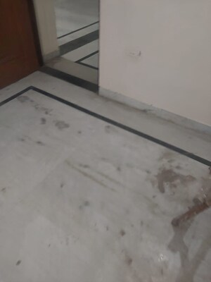 Room in 3 BHK Independent House at Sector 19 – for Rent