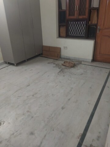Room in 3 BHK Independent House at Sector 19 – for Rent