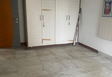 Bedroom in 2 BHK Apartment at Sindhi Society, Chembur – for Sale
