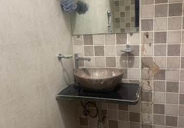 Bathroom in 2 BHK Apartment at Sindhi Society, Chembur – for Sale